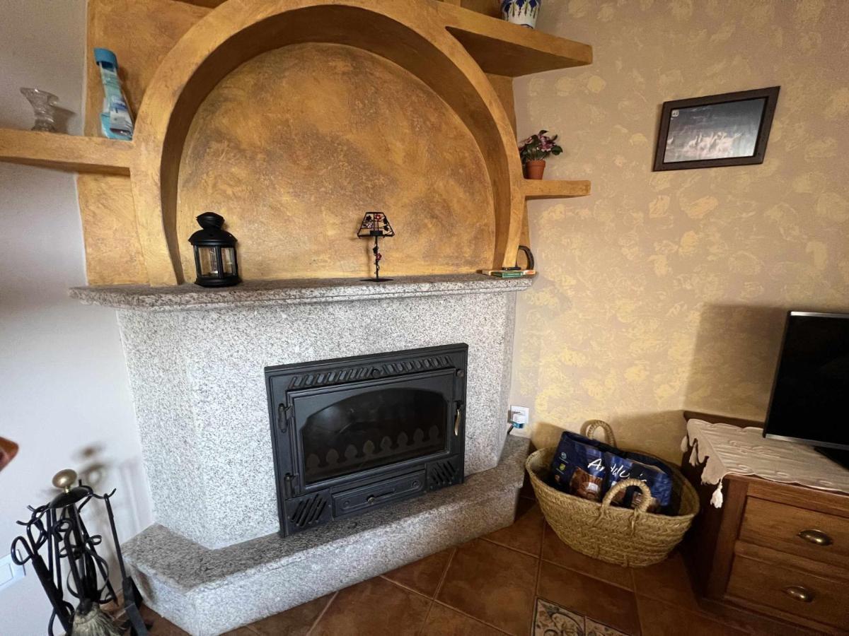 El Nido De Gredos Cuco Apartamento Con Chimenea Наварредонда-де-Ґредос Екстер'єр фото