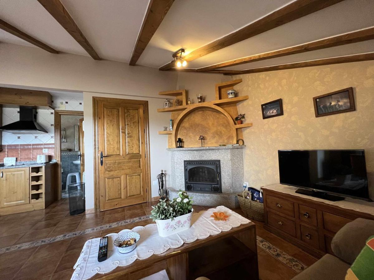 El Nido De Gredos Cuco Apartamento Con Chimenea Наварредонда-де-Ґредос Екстер'єр фото
